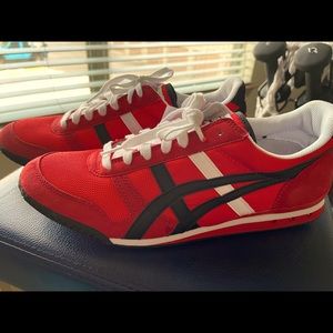 Cool red shoes